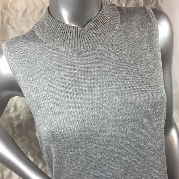 See new listing - Picture 3 of 7